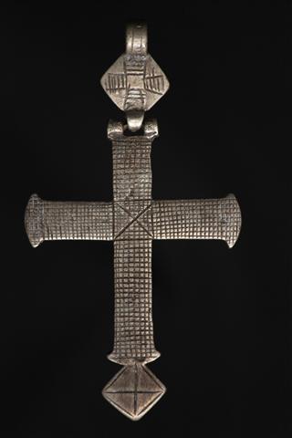 Croix pendentif - Amhara - Ethiopie 046-14 (Small).JPG